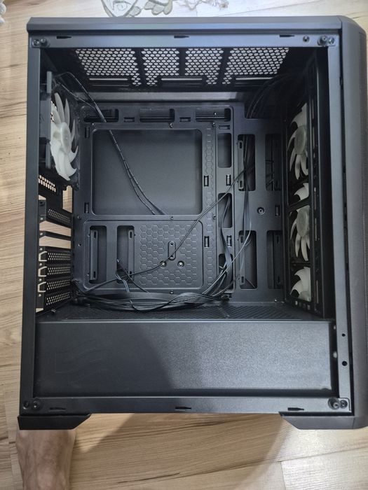 Carcasa pc Silentium pc ventum vt4v evo tg argb