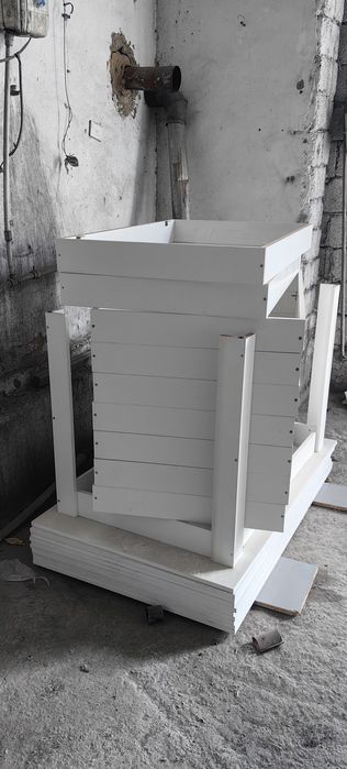 Столы кухонные        .