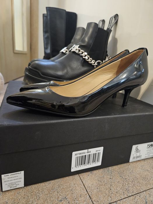 Обувки на нисък ток Michael Kors