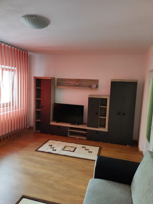 Inchiriez apartament 2cam.D