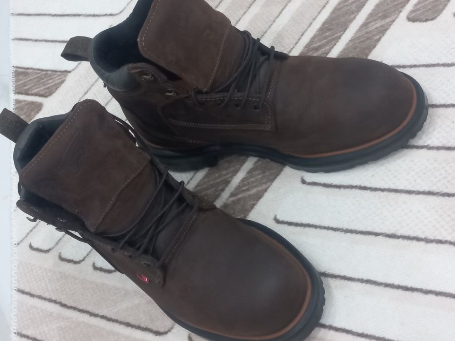 Продам  сефти ботинок RED WING