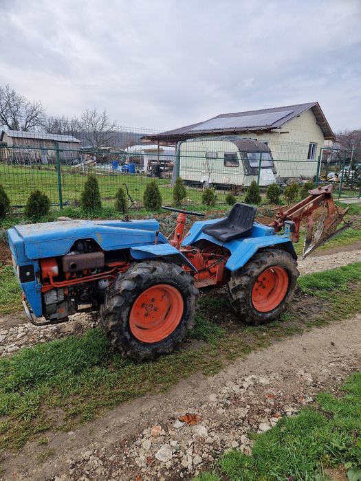 Tractoras articulat Pasquali 4x4 33 cai