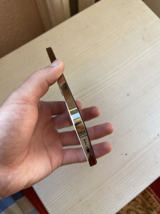 Айфон 12 про макс