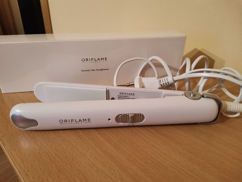 Керамична преса за коса Oriflame