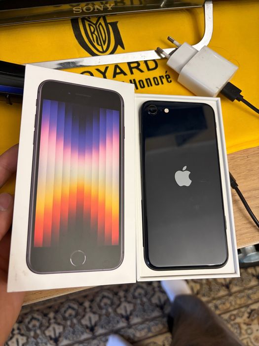 Iphone SE 2022 Темный 128 гб