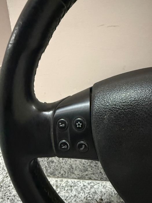 Мулти Волан c Аирбег за Vw Пасат б6, Голф5, Жетта, Туран, Тигуан