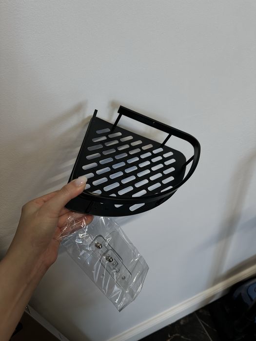 Продам полочки для ванной