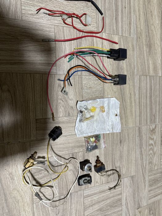 Продам реле автомобильный