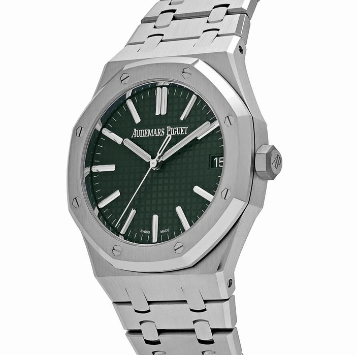 Audemars Piguet Royal Oak 50th Anniversary Green Dial – Ref. 15510ST.OO.1320ST.04