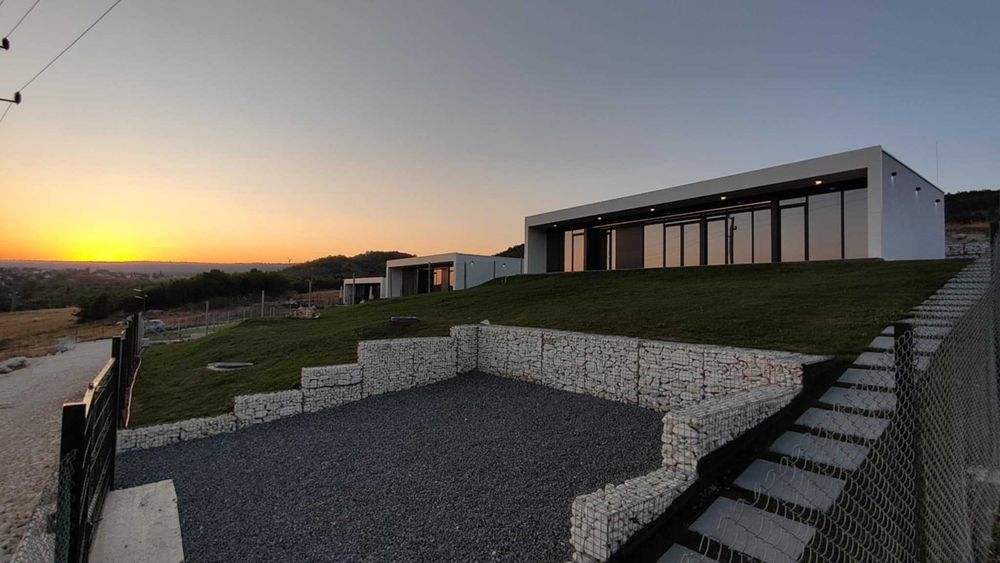 Продава се Къща в Балчик - 142 кв.м за 1479 €/кв.м - Снимка #1