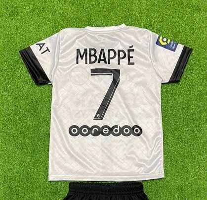 МЕСИ АРЖЕНТИНА Детски Екип 2022 Световно комплект с Чорапи MESSI