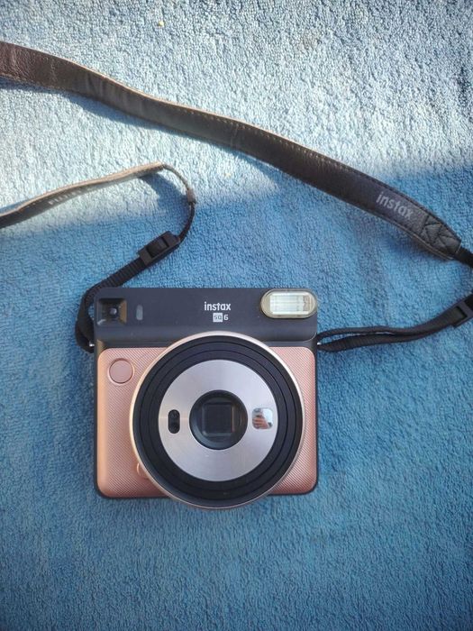Fujifilm Instax Square SQ6 instant film camera
