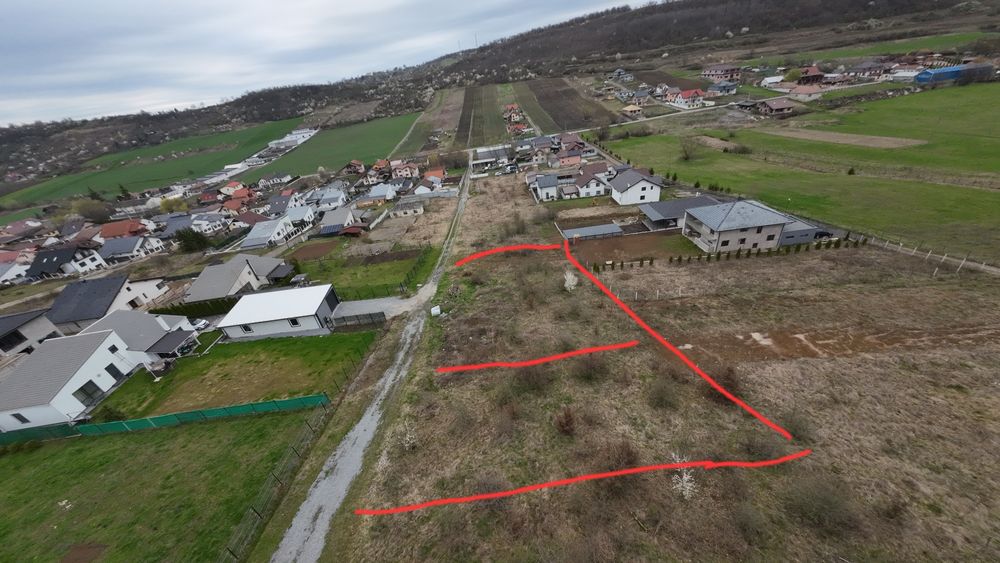 Vand 2  parcele teren intravilan