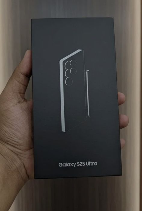 Samsung Galaxy S25 Ultra.