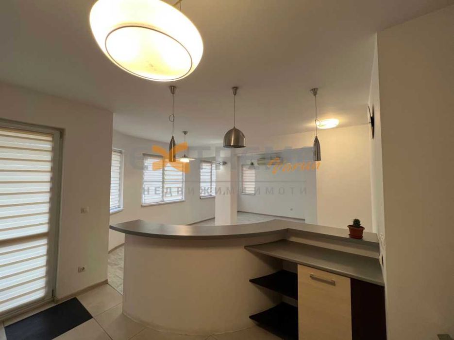 Дава се под наем Офис в Варна, Лятно кино Тракия - 151 кв.м за 637.5 € - Снимка #4