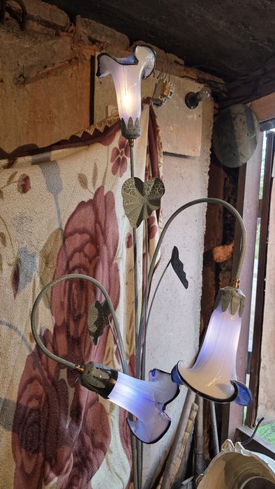 Люстра  тройная  на ножках