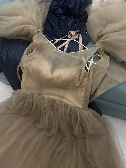 Платье вечернее