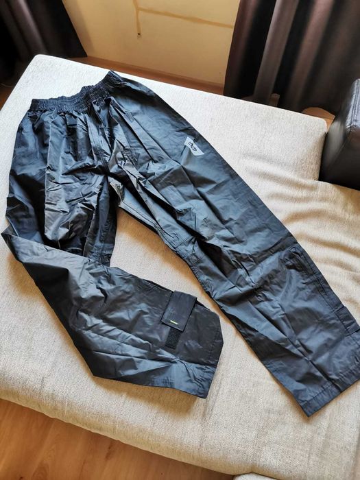 Givi водоустройчиви яке и панталон за мотор - размер S