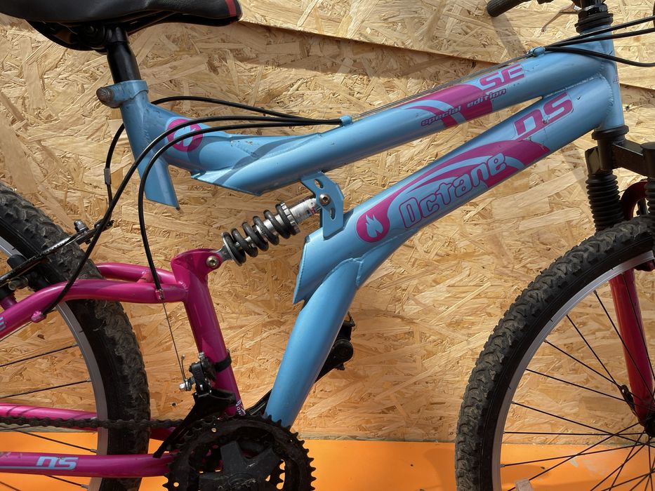 Bicicleta cu suspensii octane roti 26”