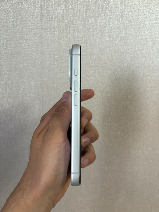 Продам Iphone 17 pro 256