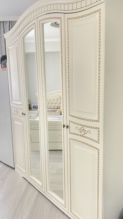 Продам спальний гарнитур