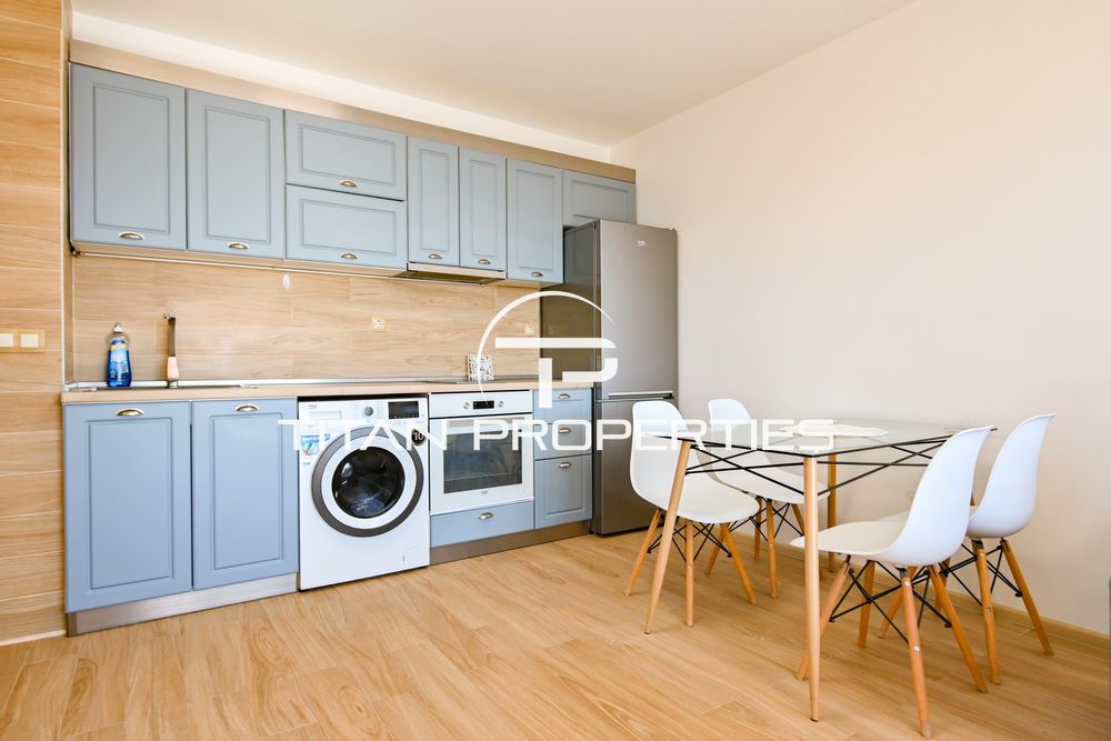 Дава се под наем Двустаен апартамент в София, Левски Г - 70 кв.м за 715 € - Снимка #3