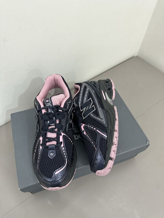 Кроссовки New Balance 1906R
