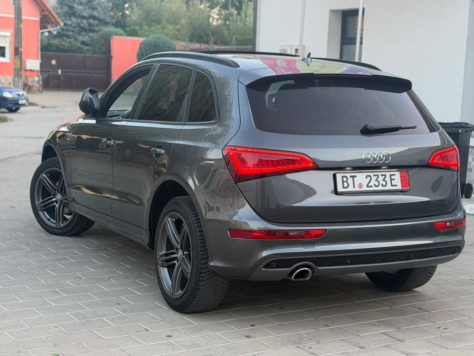 Audi Q5 2.0D Sline
