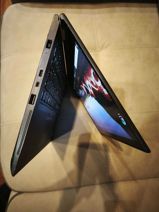 Lenovo Yoga 370, Core i5, 256 SSD, 8GB RAM, Touchscreen