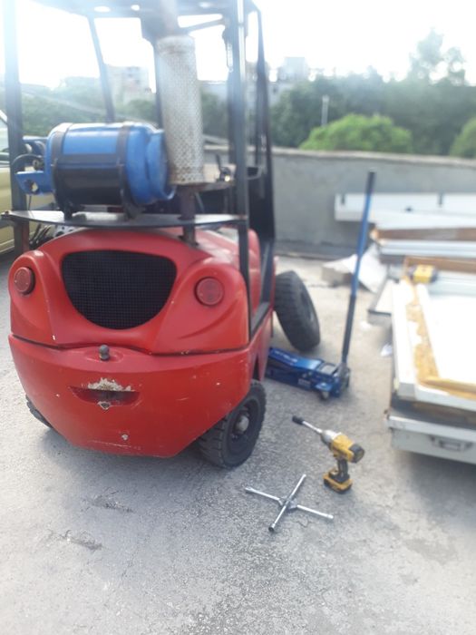 Мобилен сервиз за гуми , вулканизатор ,подвижна гумаджийница