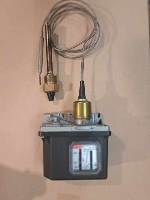 Термостат терморегулатор
чехия (70- 140 градуса ):
380 волта,6 ампера