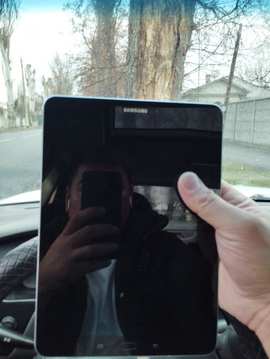 Продам планшет Самсунг galaxy s tab 3