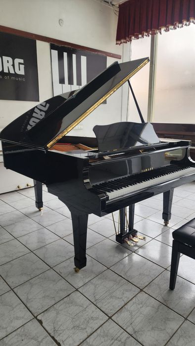 Рояль Ямаха G3. 3 педалли