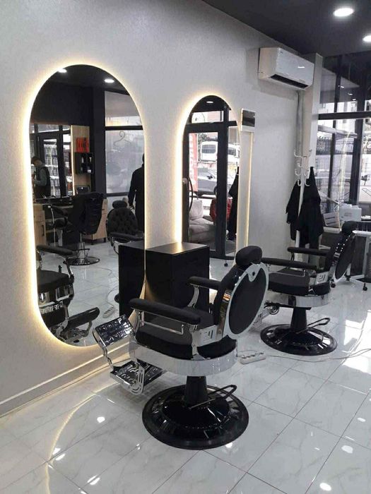 Обзавеждане за  Бръснарски салони