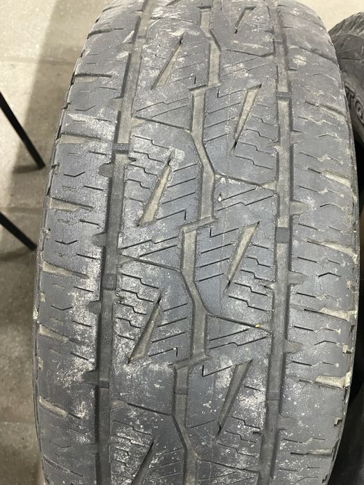 Резина BRIDGESTONE 265/65 R17