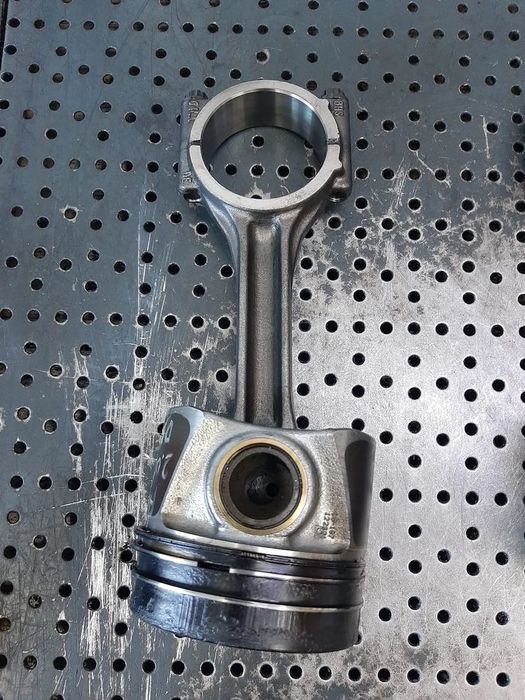 piston cu biela  audi a6 c8 4k  2.0 tdi dfb