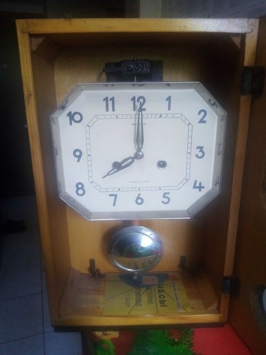 Ceas de perete rusesc Jartaz.