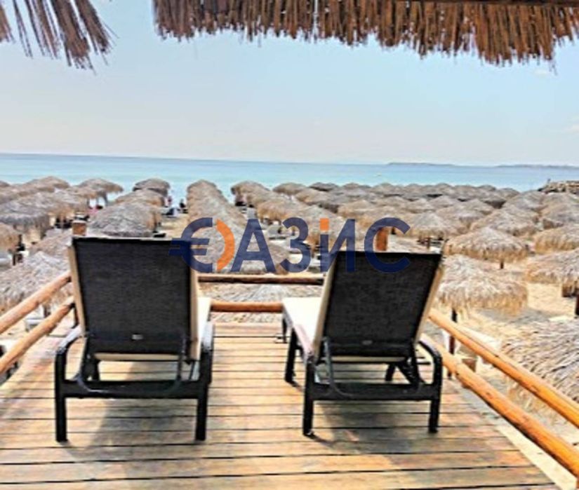 Продава се Двустаен апартамент в Свети Влас - 57 кв.м за 805 €/кв.м - Снимка #9