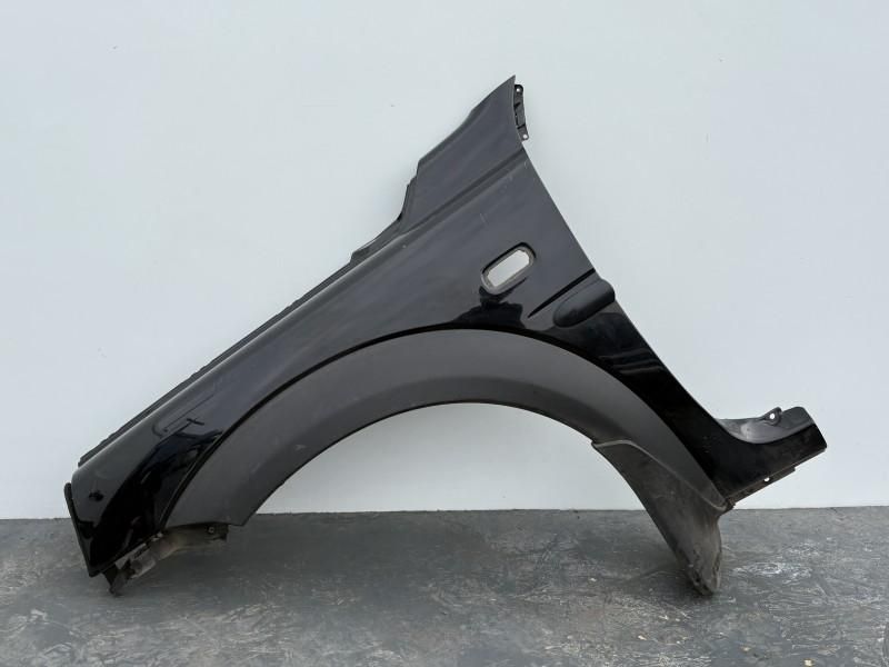 Aripa fata stanga Land Rover Freelander 2