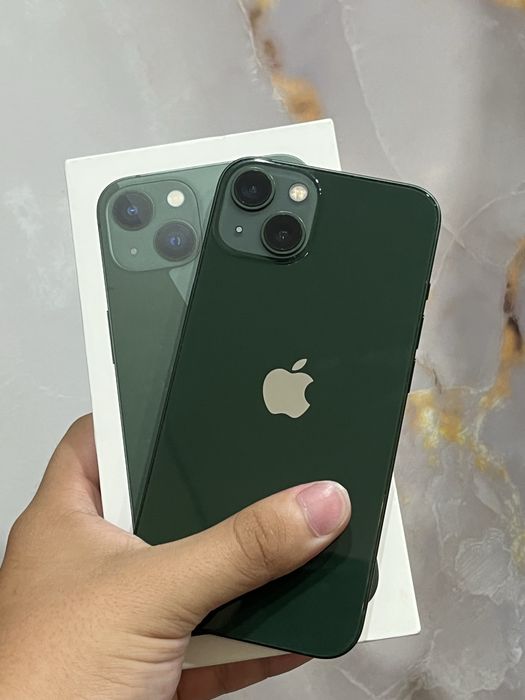 Продам iPhone 13