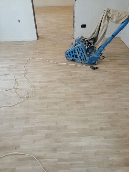 Vind mașină de rașchetat parchet