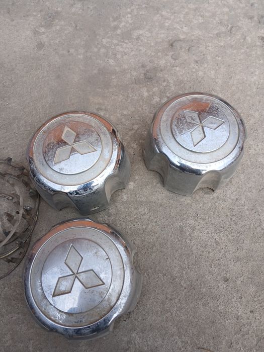 Крышка на паджеро делика