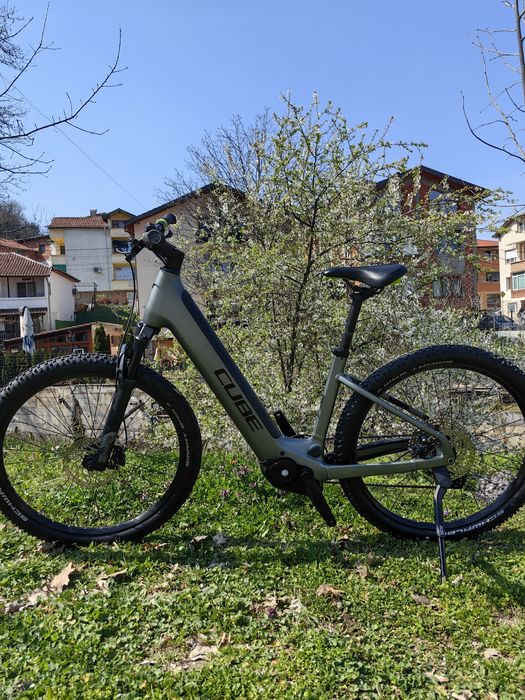 Електрически велосипед Cube 750wh M размер