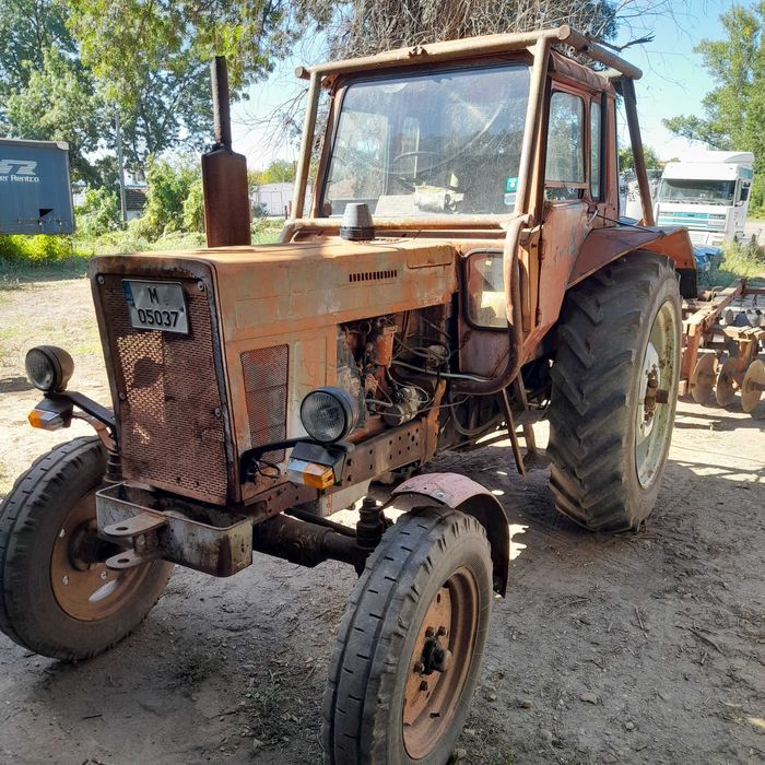 Трактор МТЗ 80 с дискова брана 2,80 м.