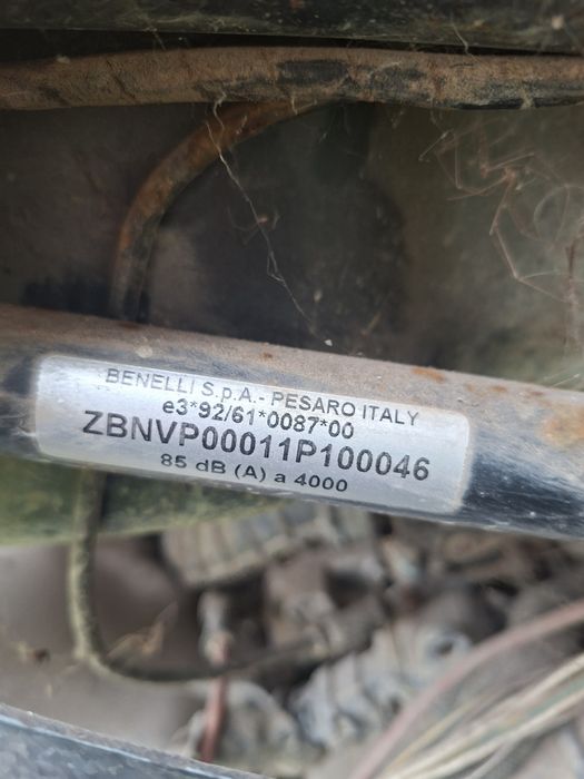 Benelli 125 pentru piese