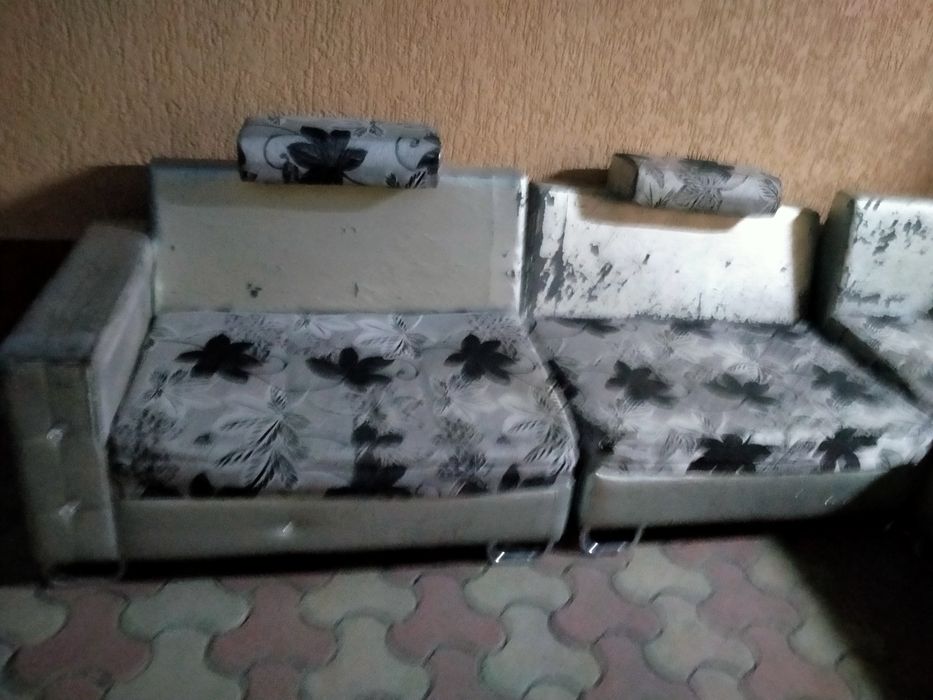 Мягкий уголок. Диван