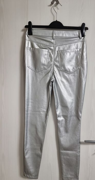 Pantaloni damă argintii