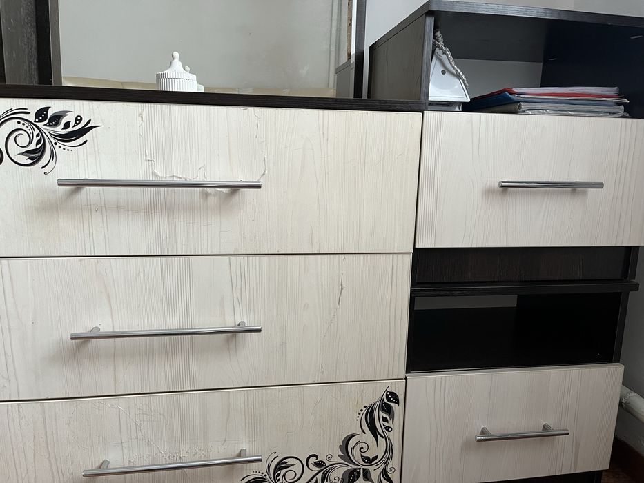 Комод в отличном состояний