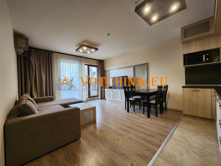 Продава се Двустаен апартамент в Варна, Център - 82 кв.м за 1708 €/кв.м - Снимка #1