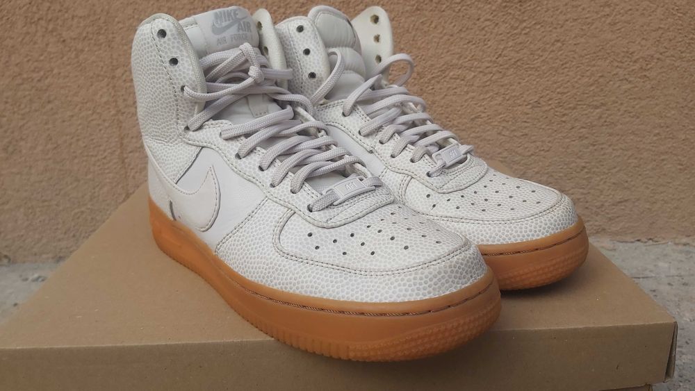 Nike Air Force 1 Hi Se  - Номер 37.5